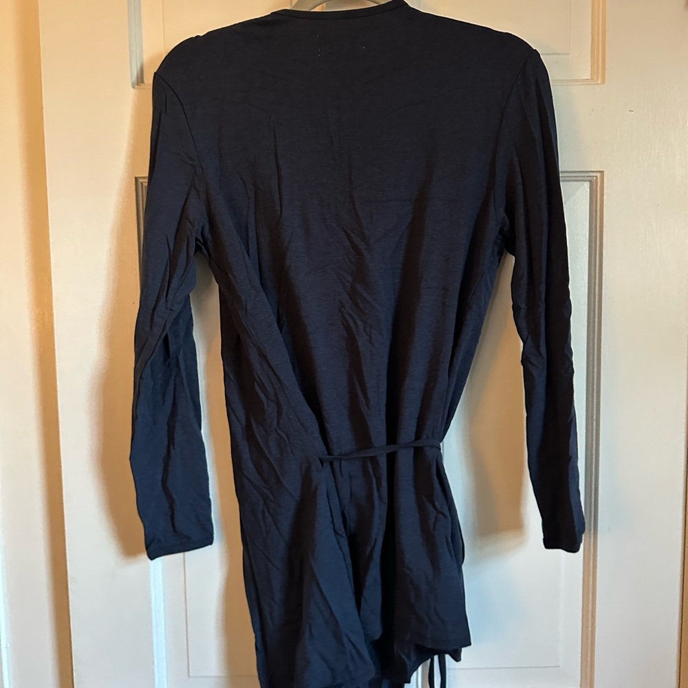 Free Label wrap top - Picture 2 of 4